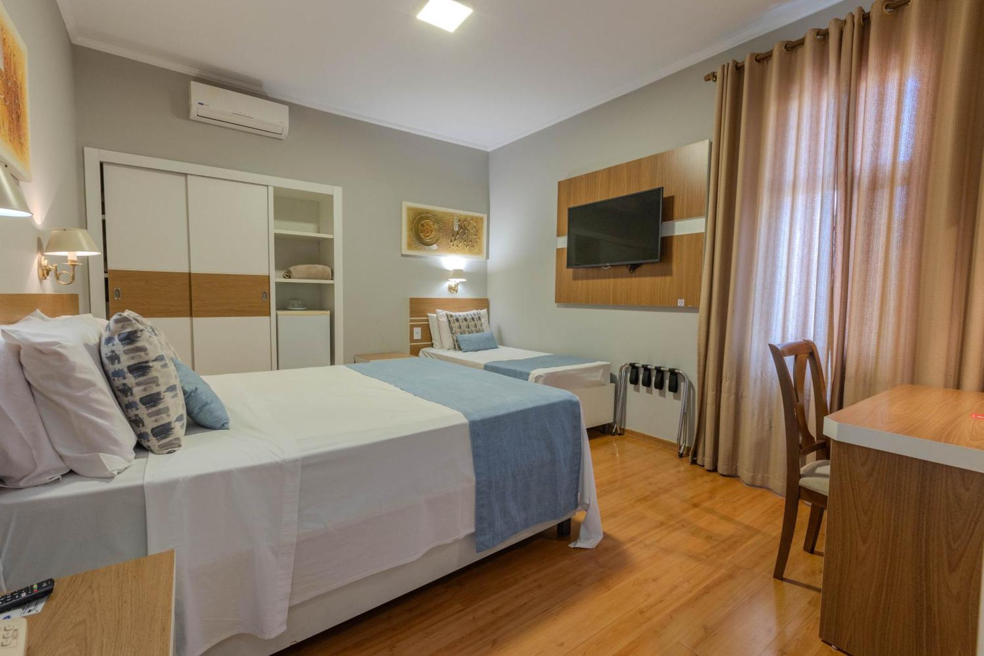 Hotel Minas Gerais Poços de Caldas Buitenkant foto