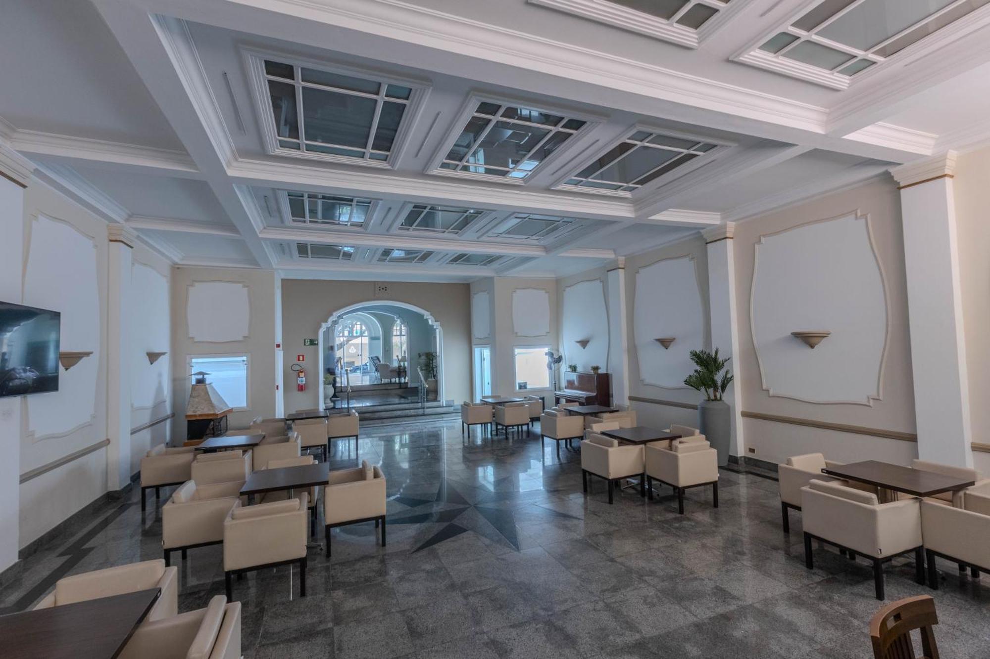 Hotel Minas Gerais Poços de Caldas Buitenkant foto